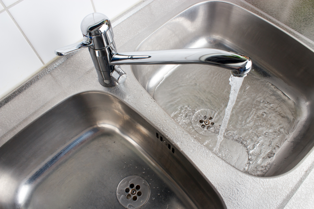 Why Does My Sink Gurgle? What Causes and How To Fix a Gurgling Sink ...